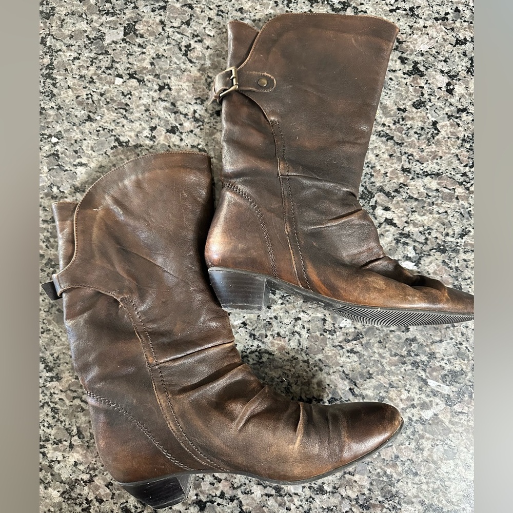 Brown boots